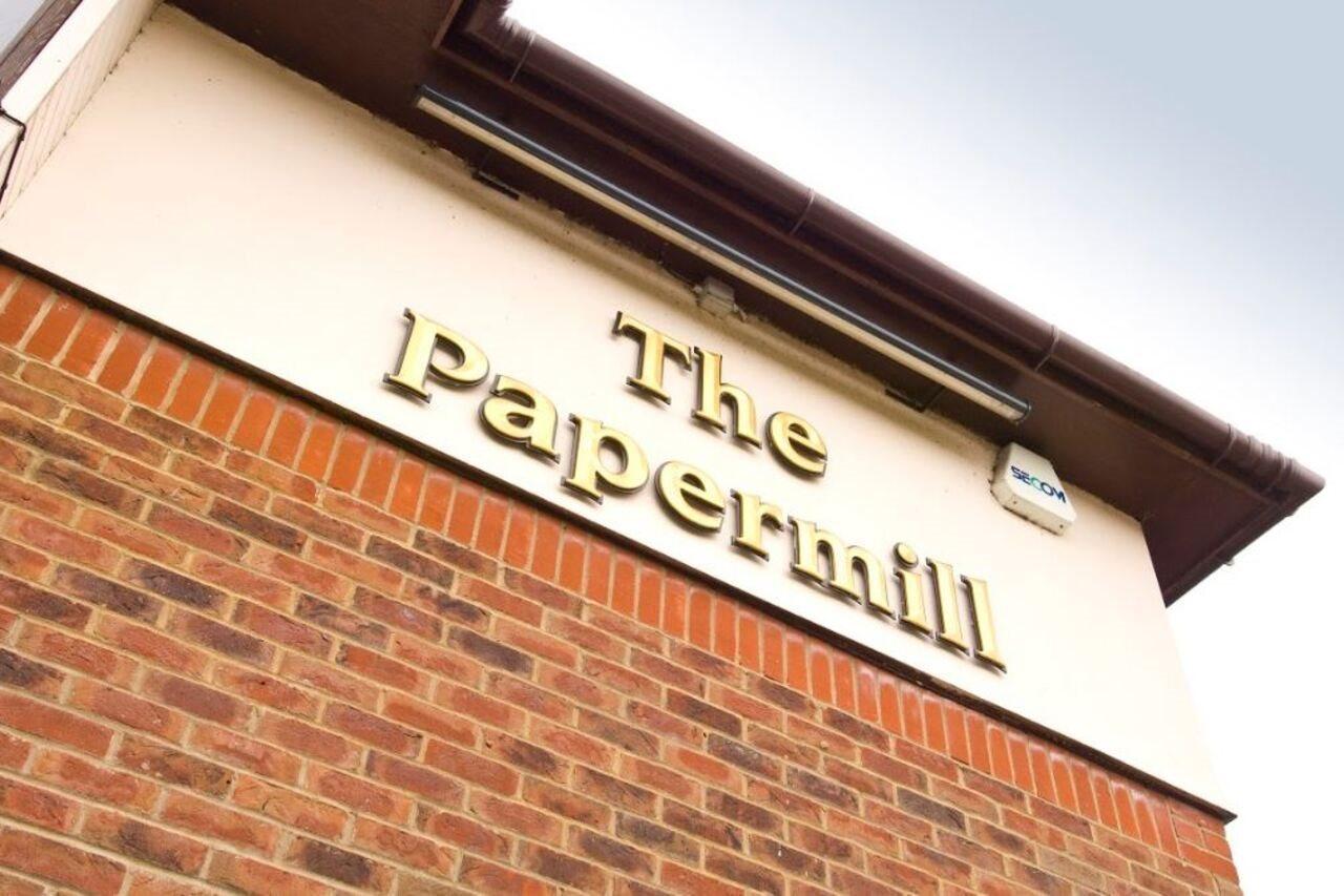 Premier Inn High Wycombe/Beaconsfield Exterior foto